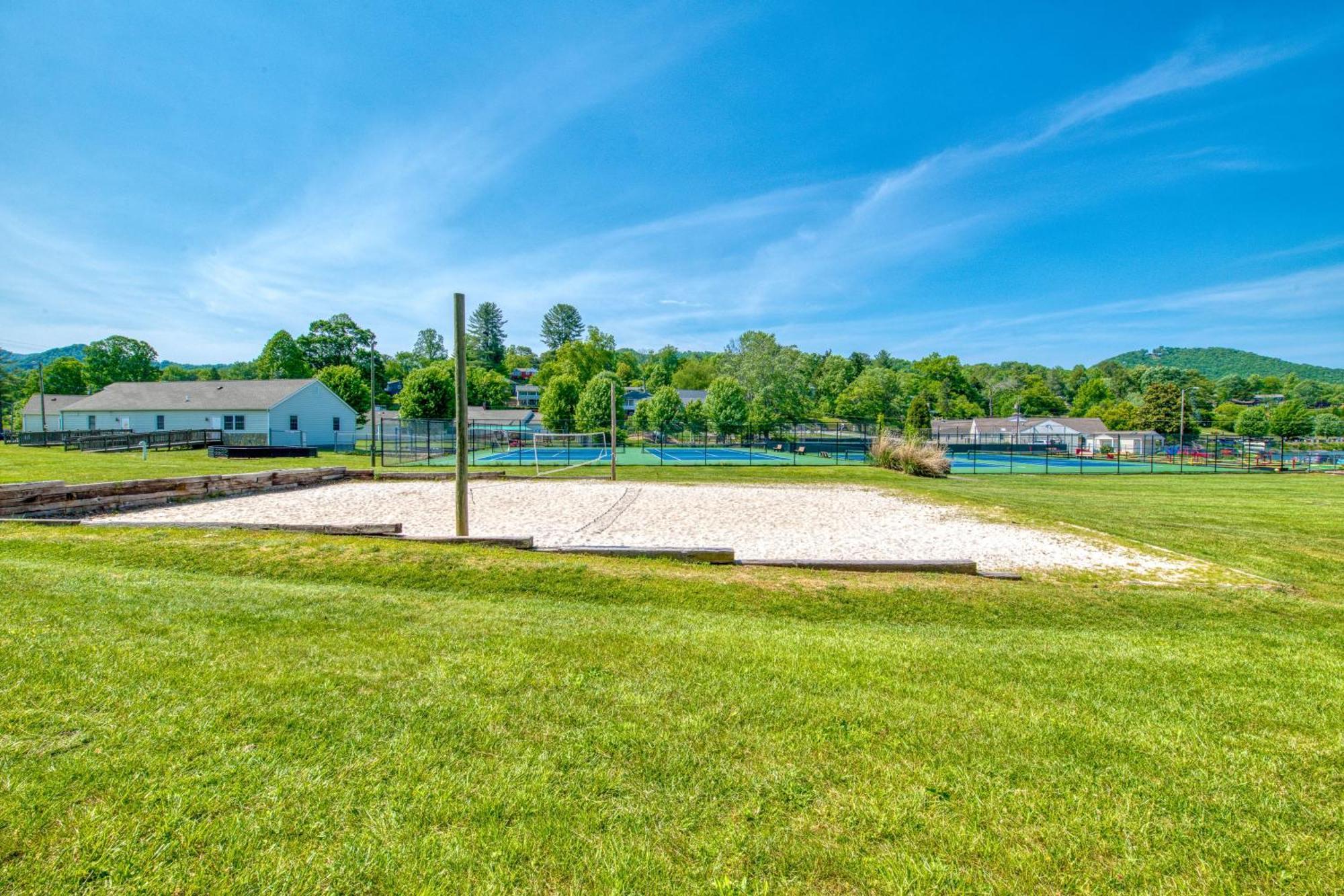 Hood Lower Lake Junaluska Dış mekan fotoğraf